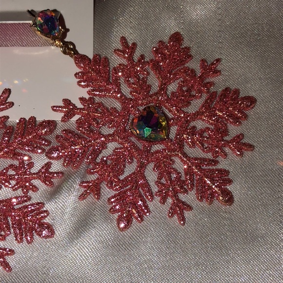Betsey Johnson Gold Tone & Pink Glitter Snowflake Drop Earrings Crystal Accents - Picture 8 of 12